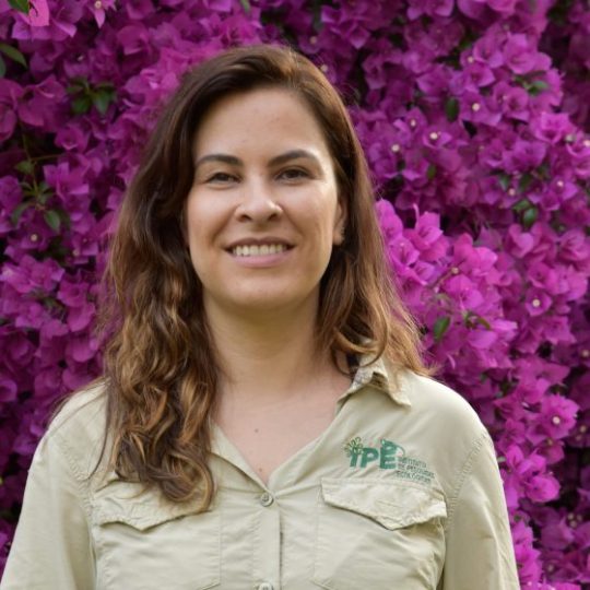 6.	Gabriela Rezende