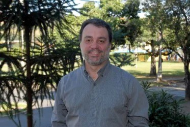 5.	Fabiano Mello